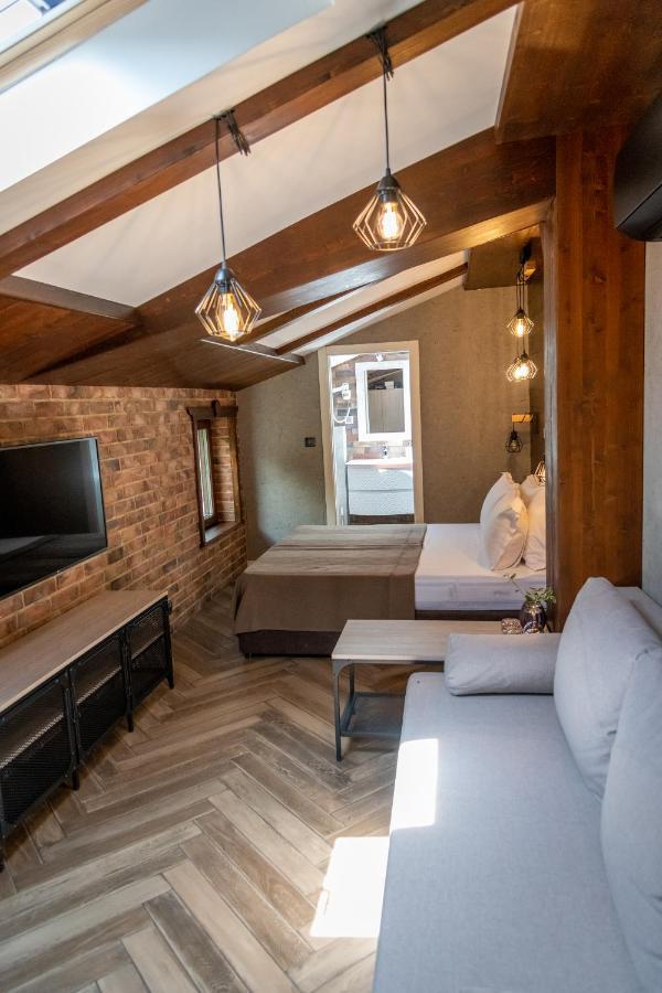 Ezerets Hotel Hunters House מראה חיצוני תמונה